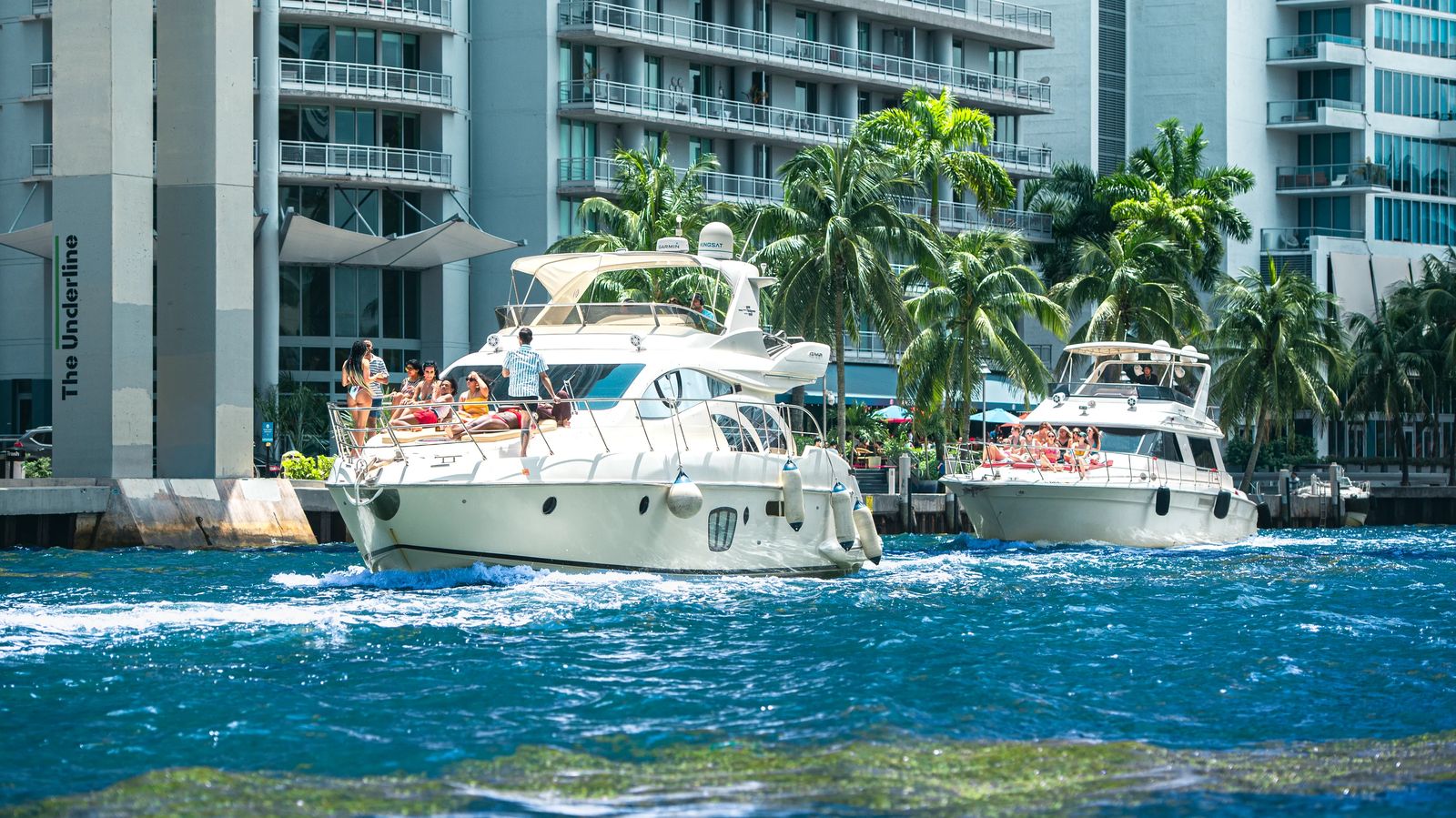 boat rental miami